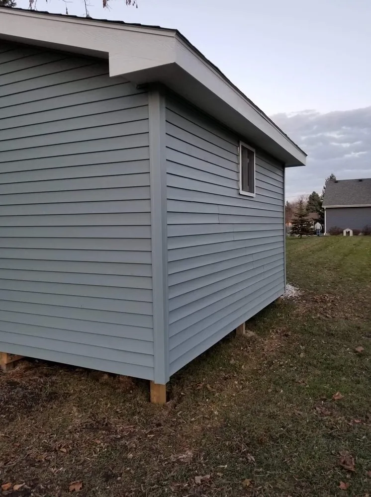 Affordable yard maintenance in Kenosha, WI - Mendez Landscaping and Lawn Care