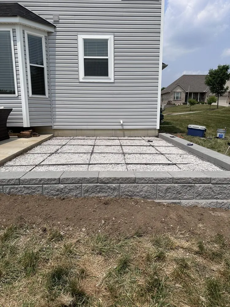 Expert residential landscaping in Covington, KY by Mendez Landscaping