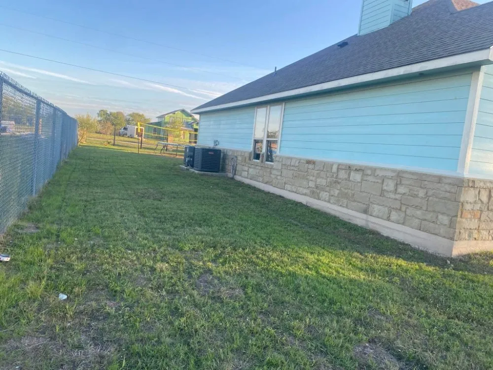 Affordable yard maintenance in Austin, TX by Mendez Lawn & More