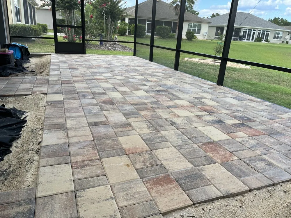 Expert yard maintenance in Summerfield, FL by Mendez Quality Pavers & Landscaping