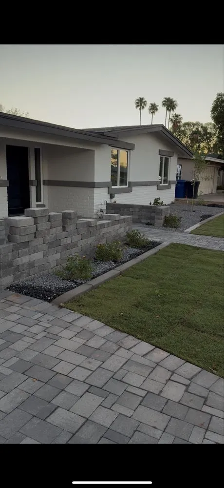 Custom landscaping services for homes in Mesa, AZ by Mendez Yard Cleaner And Landscaping