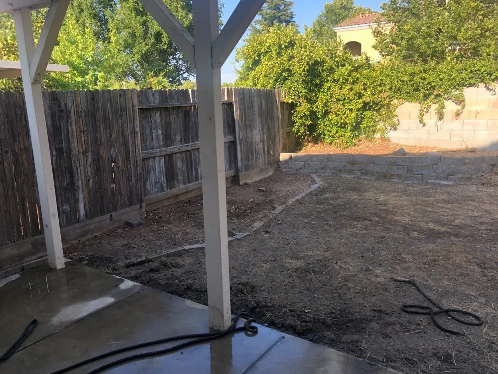 Top-rated yard maintenance experts serving Elk Grove, CA - Mendiola's Landscaping