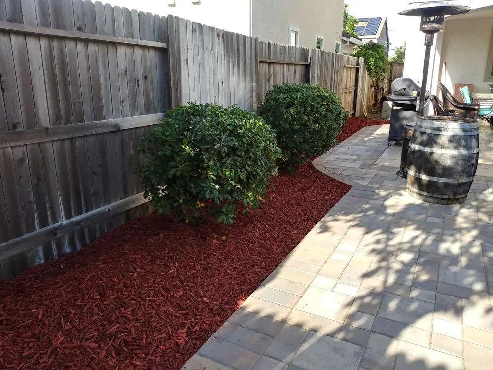 Top-rated residential landscaping experts serving Elk Grove, CA - Mendiola's Landscaping