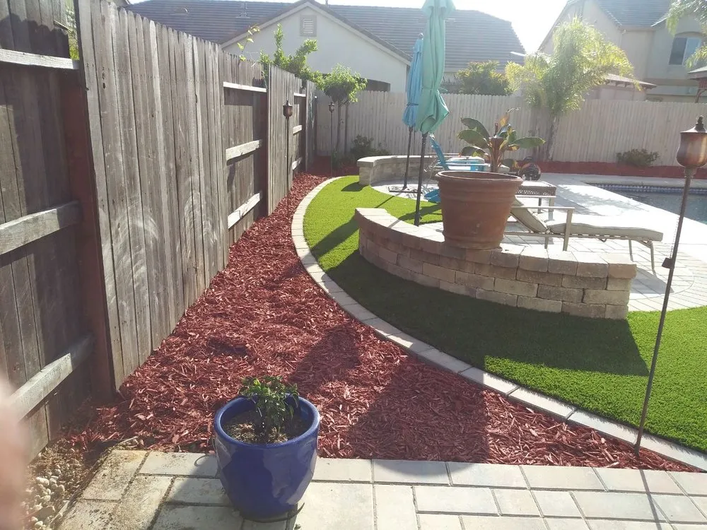 Affordable yard cleanup service experts serving Elk Grove, CA - Mendiola's Landscaping