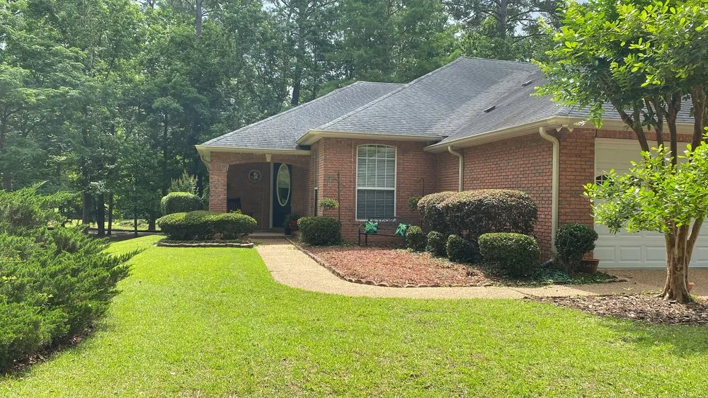 Top-rated landscaping services in Tallahassee, FL - Mendonca Lawn Care