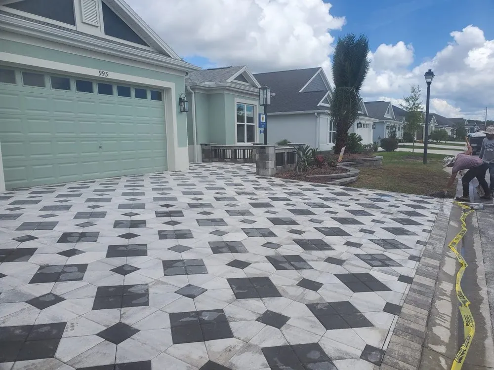 Top-rated residential landscaping for outdoor upgrades across Wildwood, FL - Mendoza Cleaning Landscaping & More