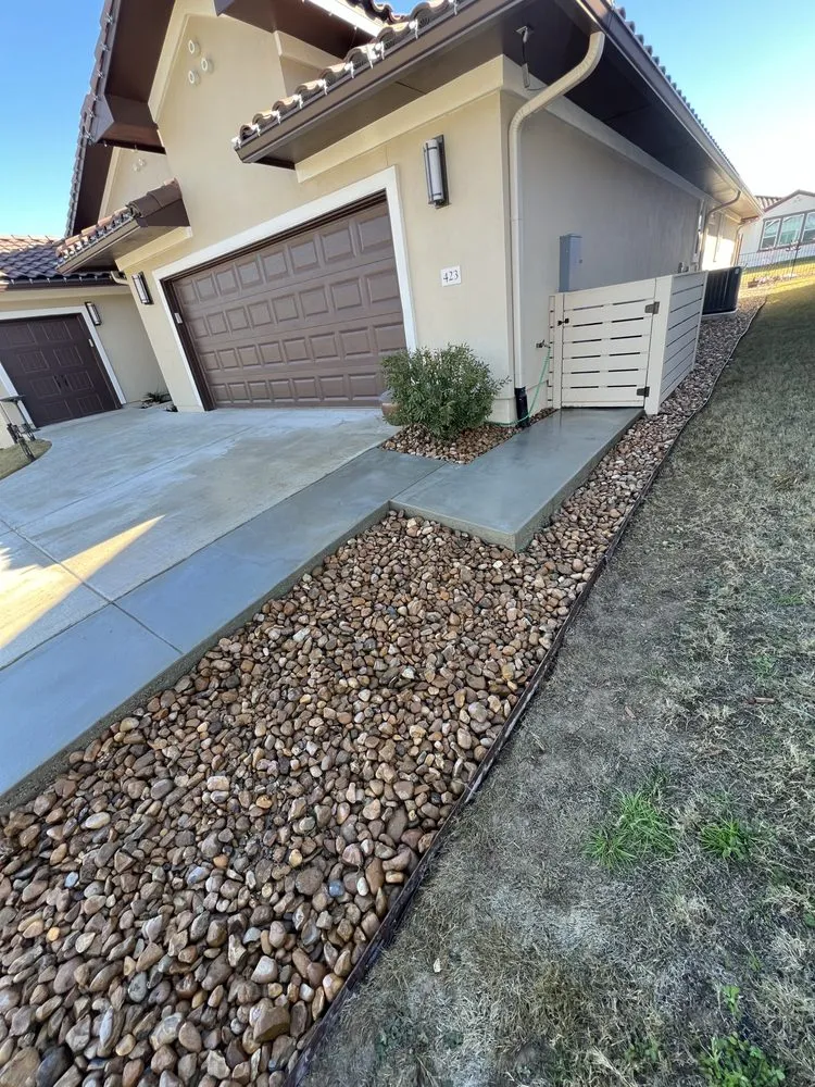 Reliable lawn mowing service in Austin, TX - Mendoza Construction & Design
