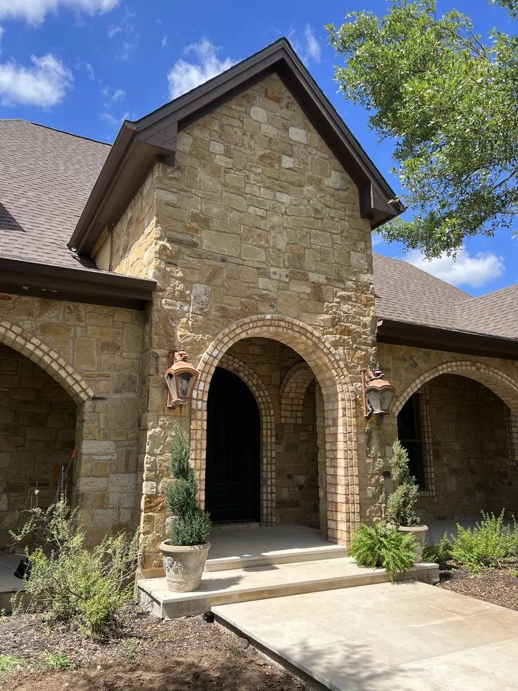 Top-rated landscape design for residential properties in Austin, TX by Mendoza Construction & Design