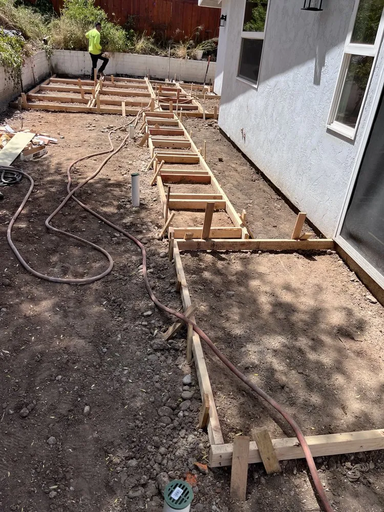 Top-rated yard cleanup service in San Diego, CA - Mendoza Developing Group