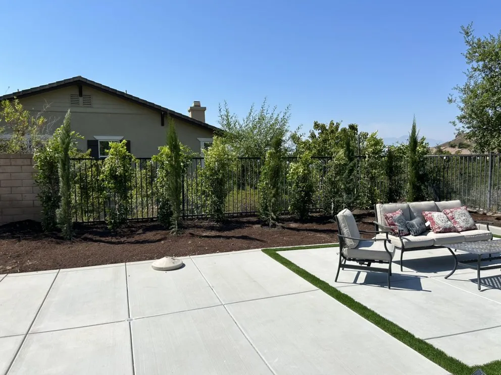 Reliable landscape design for homes in Santa Ana, CA by Mendoza Landascapings