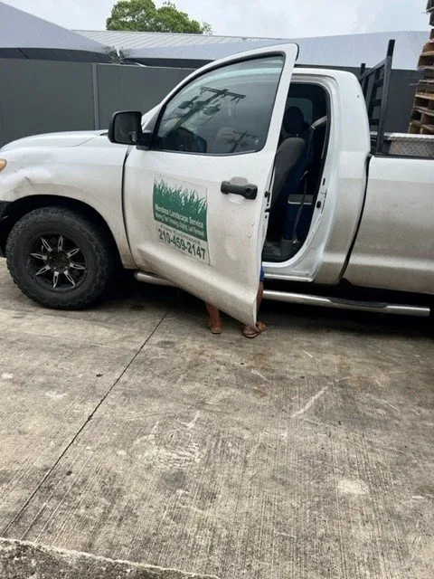 Top-rated yard maintenance in San Antonio, TX by Mendoza Landscape Service