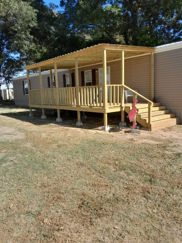 Top-rated landscape design for residential properties across England, AR - Mendoza Landscaping and Lawn Care