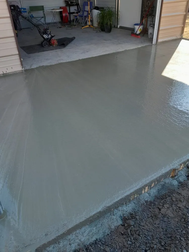 Custom garden landscaping for year-round maintenance in England, AR by Mendoza Landscaping and Lawn Care