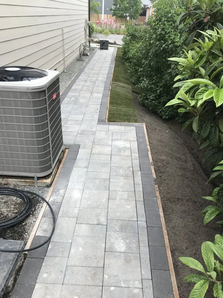 Custom landscape design in Monroe, WA by Mendoza Landscaping