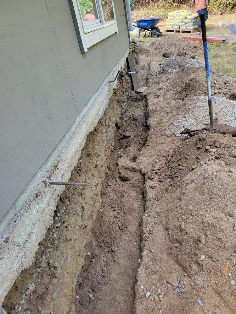 Expert outdoor landscaping for year-round maintenance in Poulsbo, WA by Mendoza Landscaping