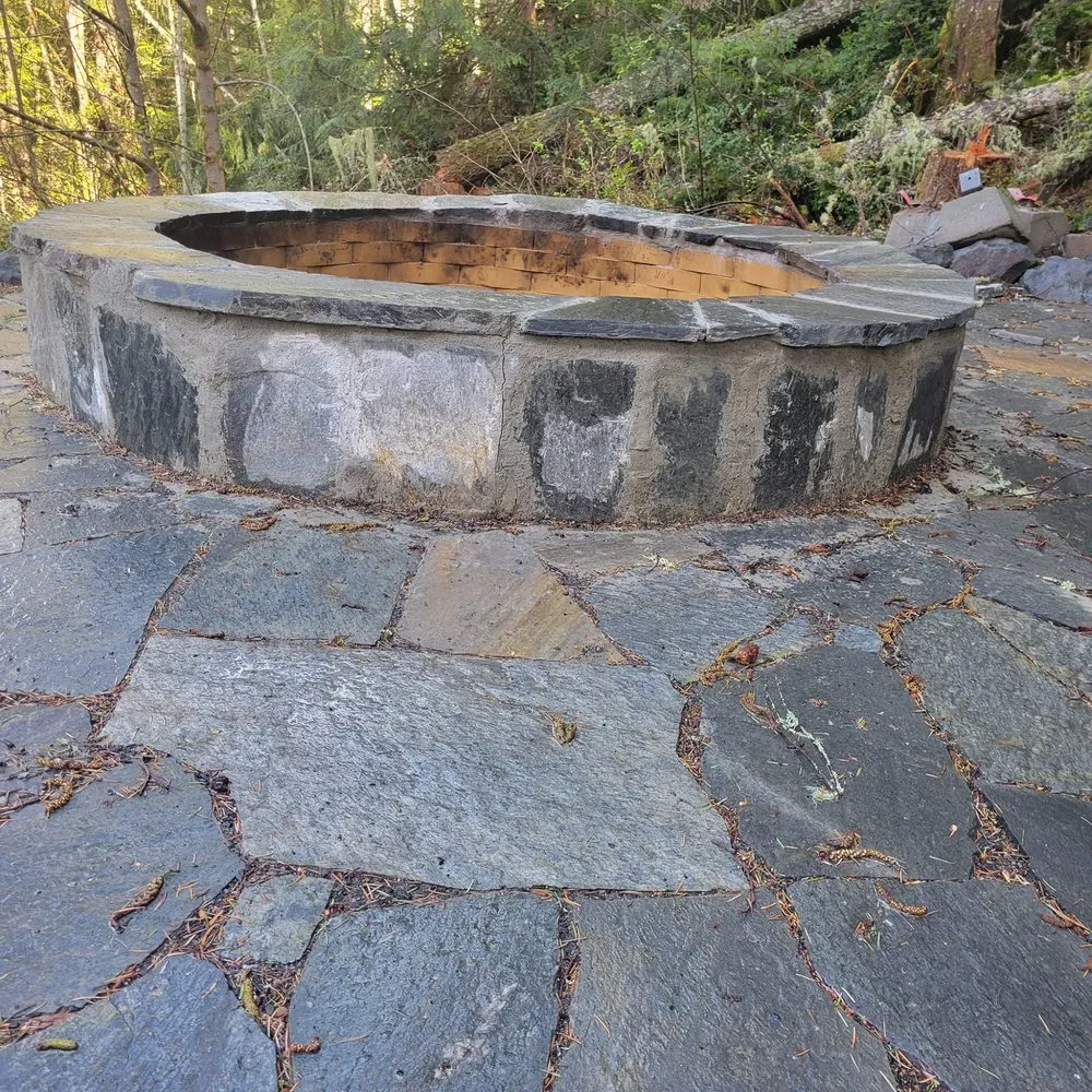 Top-rated residential landscaping in Poulsbo, WA by Mendoza Landscaping