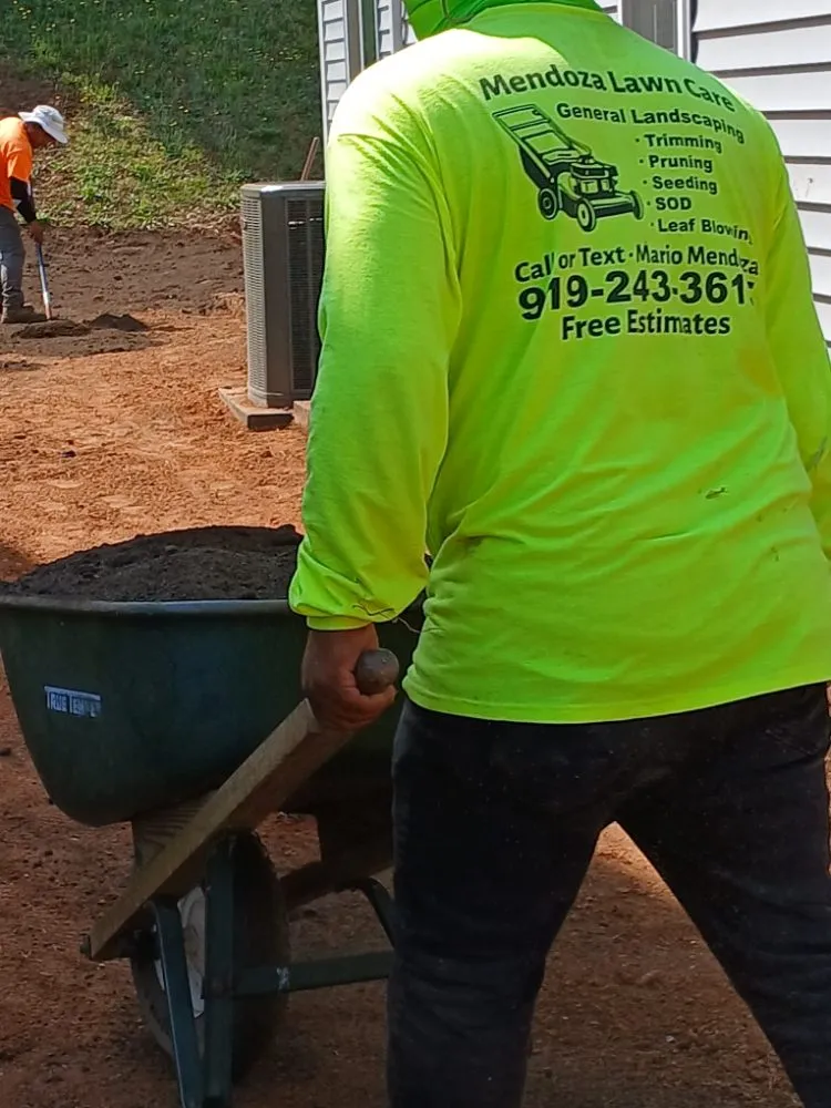 Reliable yard maintenance in Raleigh, NC - Mendoza Landscaping