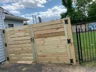 Local yard maintenance in Silver Spring, MD by Mendoza Landscaping