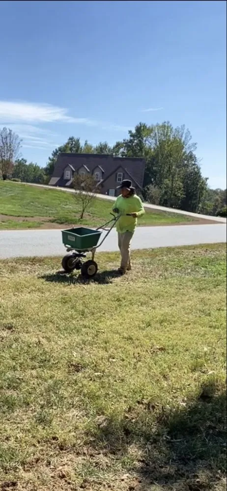 Affordable landscaping services experts serving Monroe, NC - Mendoza Lawn Care and Landscaping