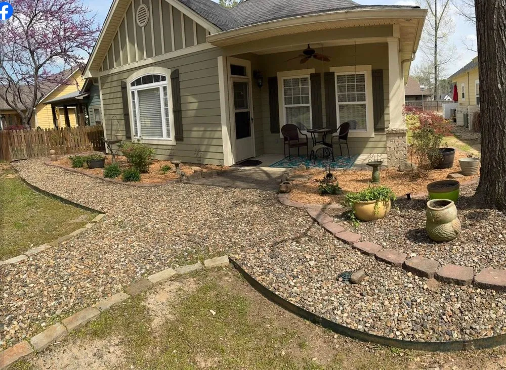 Professional yard cleanup service in Sheridan, AR by Mendoza Lawn Care