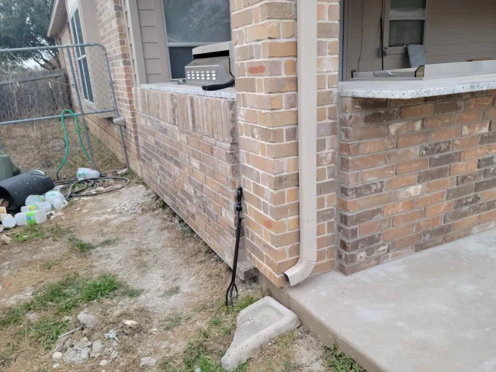 Expert garden landscaping in Hutto, TX by Mendoza Masonry and More