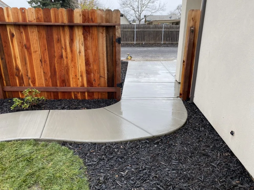 Top-rated lawn mowing service near you across Elk Grove, CA - Mendoza’s Concrete Service