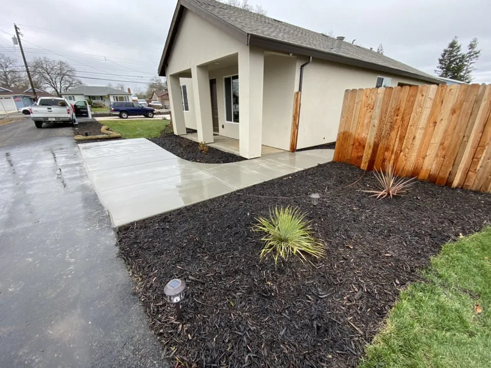Top-rated residential landscaping for residential properties in Elk Grove, CA by Mendoza’s Concrete Service