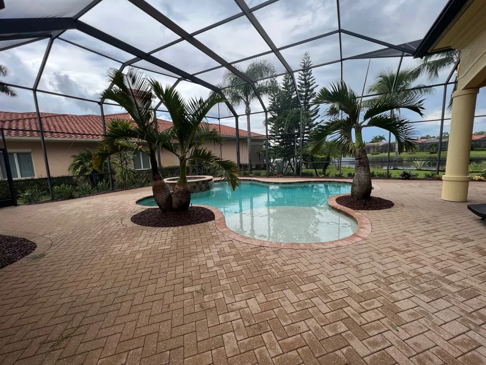 Affordable landscape design in Bonita Springs, FL by Mendoza's Landscaping Design