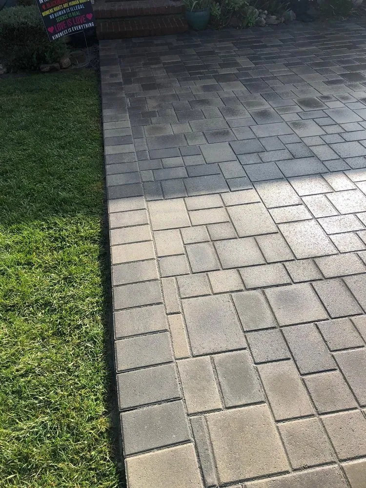 Trusted landscaping services experts serving Fontana, CA - Mendozas Landscaping