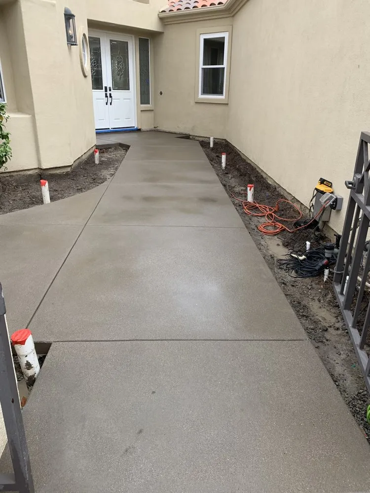 Reliable yard maintenance in San Juan Capistrano, CA by Mendoza's Landscaping