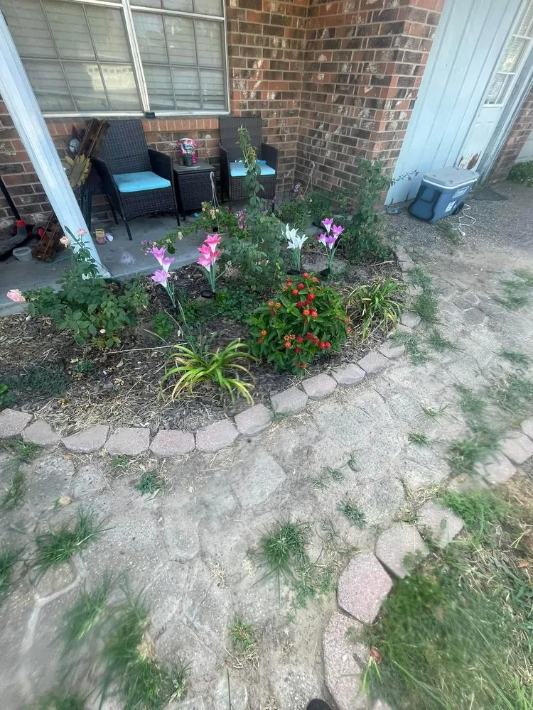 Trusted outdoor landscaping experts serving Teague, TX - Mendoza’s Lawn Maintenance