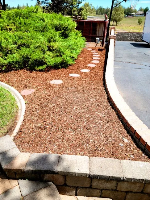 Reliable yard cleanup service in Prineville, OR by Menehune Cleaning Services