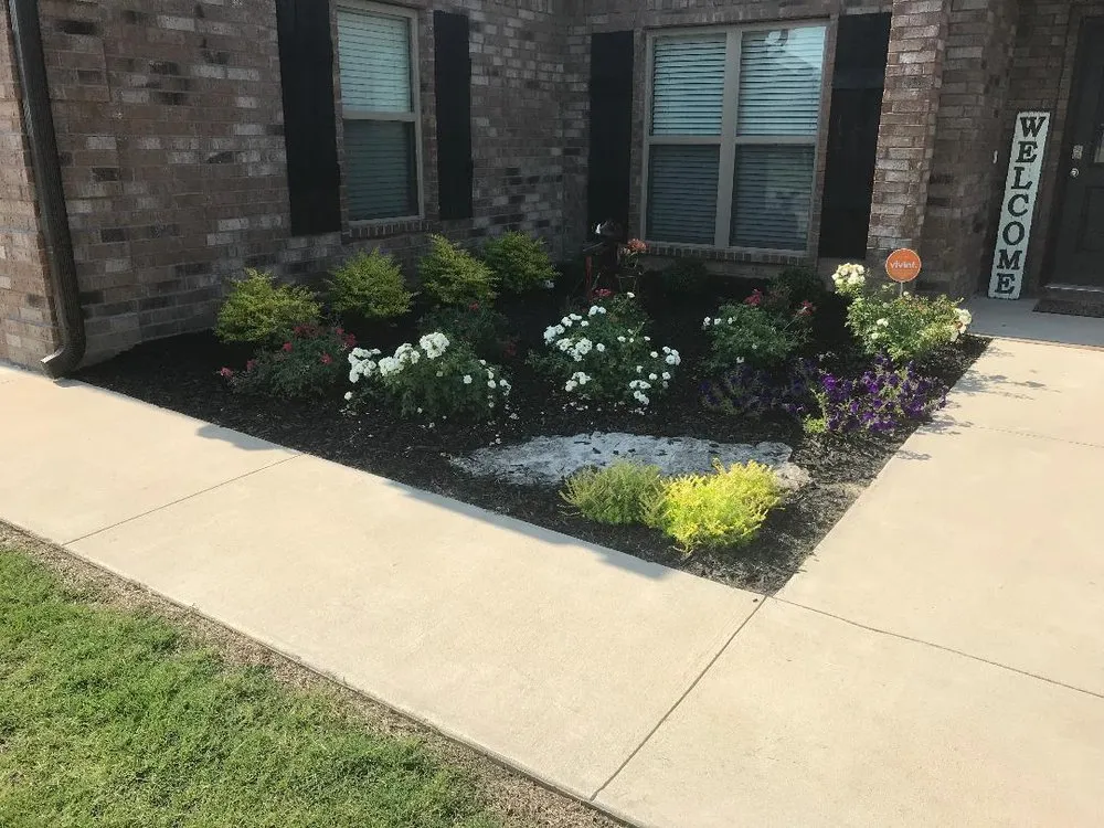 Reliable residential landscaping in Jonesboro, AR by Meraki Lanscape Services