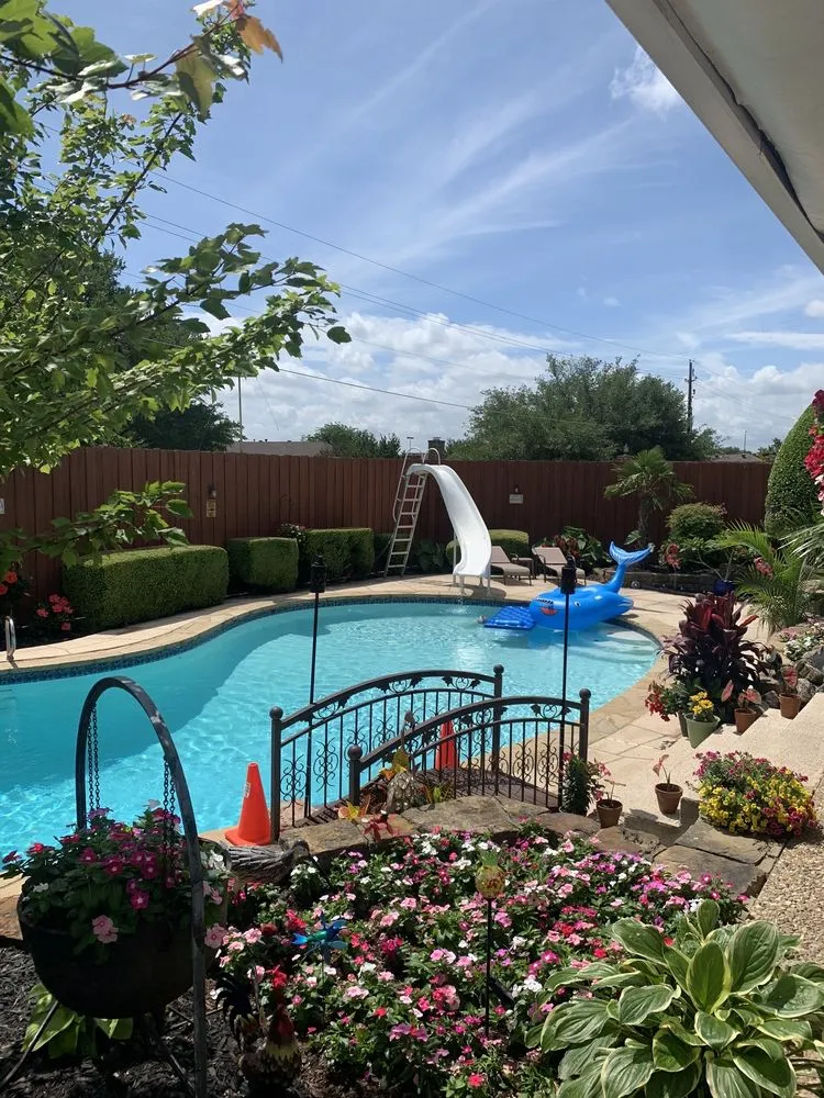 Expert landscaping services experts serving Plano, TX - Mercedes Pools