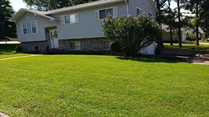 Top-rated landscaping services for year-round maintenance in Rolla, MO by Mercer Mowing & More