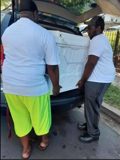 Professional yard cleanup service for beautiful yards in Landover, MD by Mercerhauling