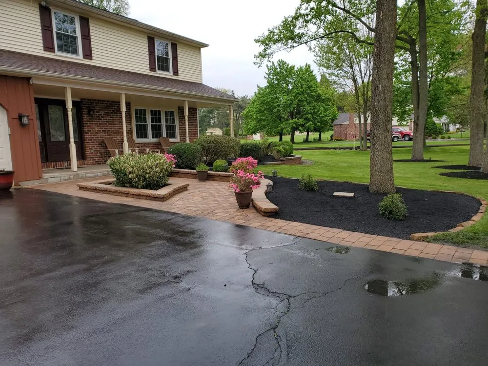 Professional lawn mowing service in Bensalem, PA - Merchan's Landscaping and Tree Service