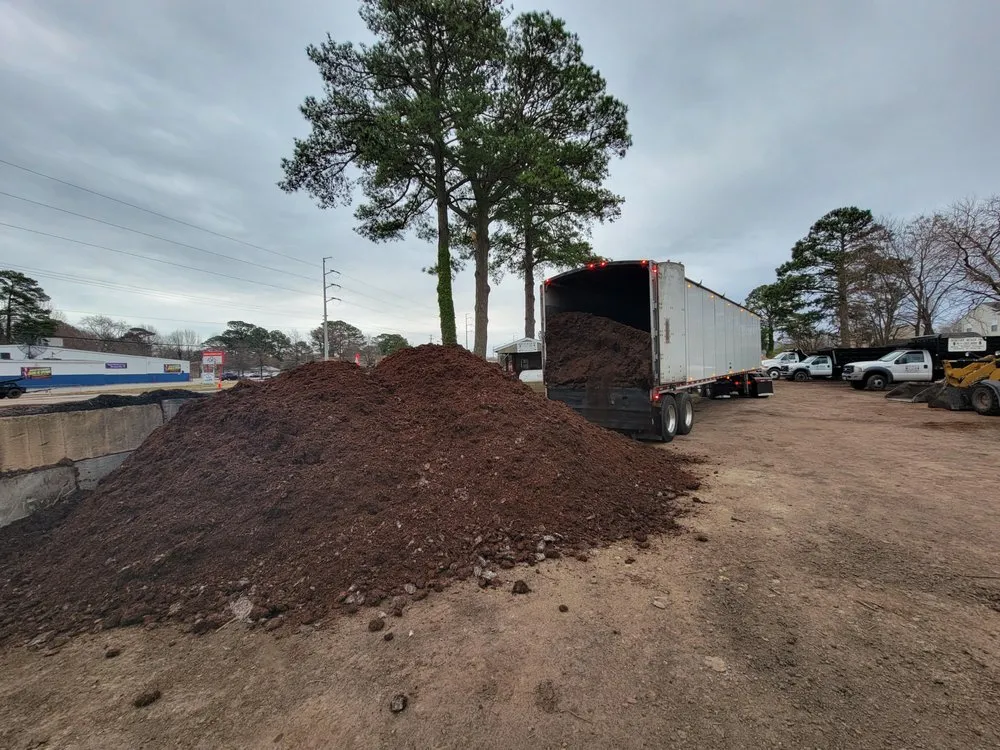 Local outdoor landscaping in Hampton, VA by Mercury Mulch