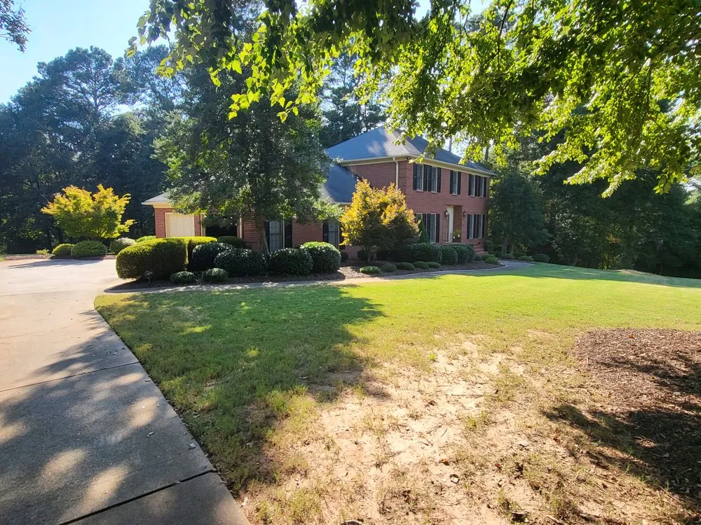 Reliable garden landscaping for residential properties in Fair Play, SC by Meredith's Odds & Ends