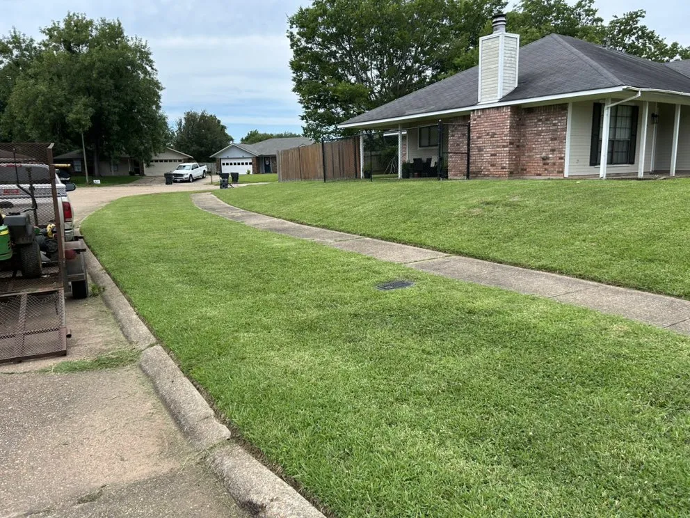Top-rated garden landscaping in Keithville, LA - Merello Pros