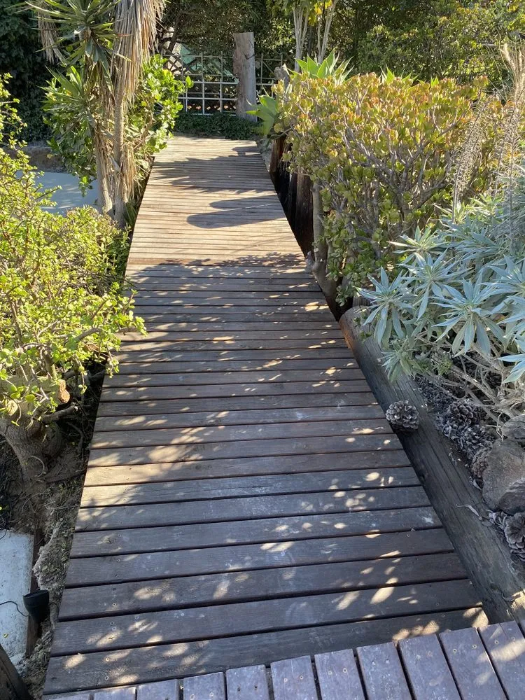 Local lawn mowing service in San Diego, CA by Merida Blanca Landscaping Services