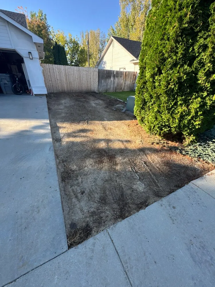 Local landscape installation for beautiful yards in Meridian, ID by Meridian Curbing & Landscape