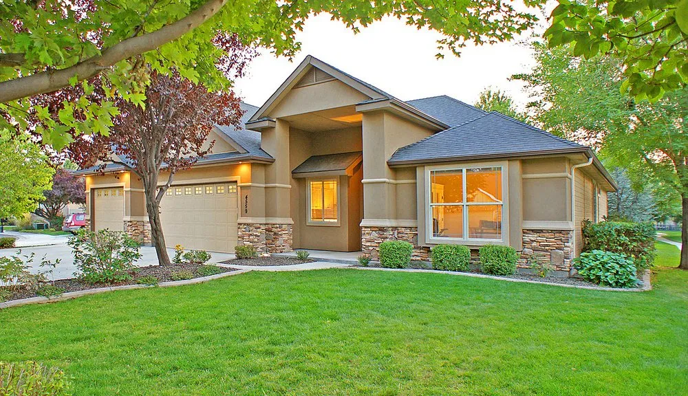 Top-rated lawn mowing service for homes across Meridian, ID - Meridian Lawn Pro