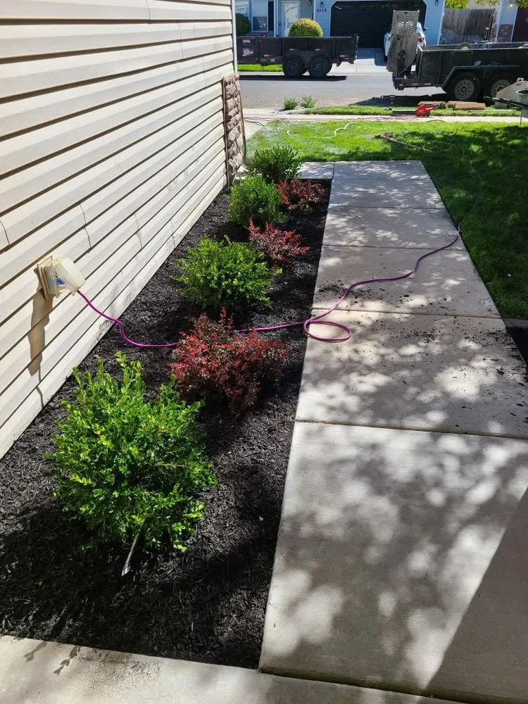 Expert garden landscaping experts serving Meridian, ID - Meridian Quality lawncare