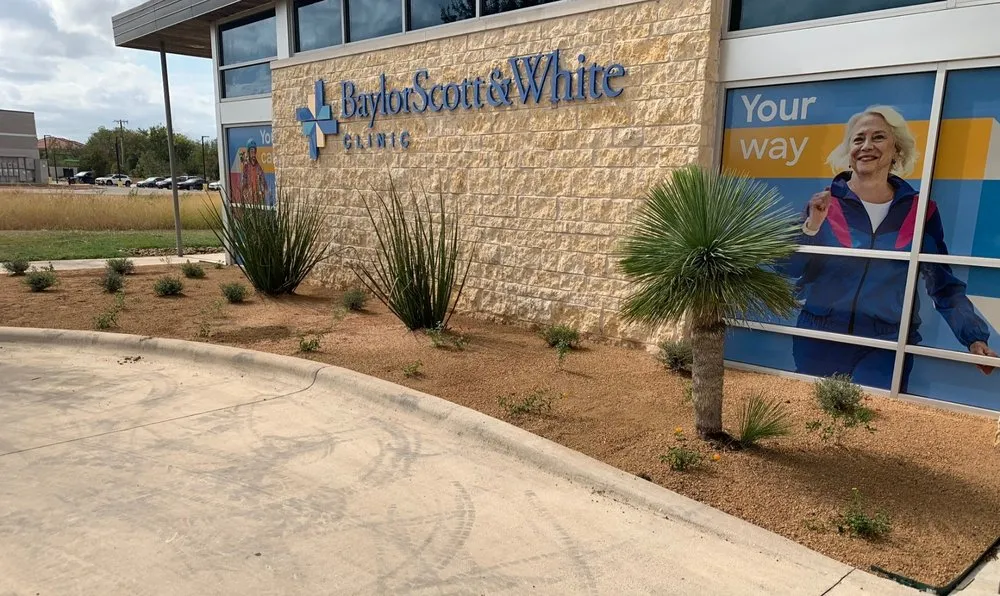 Custom garden landscaping in Pflugerville, TX by Merit Landscape Solutions