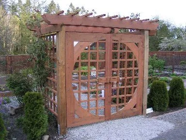 Custom yard cleanup service in Salem, OR - Merlin Landscaping