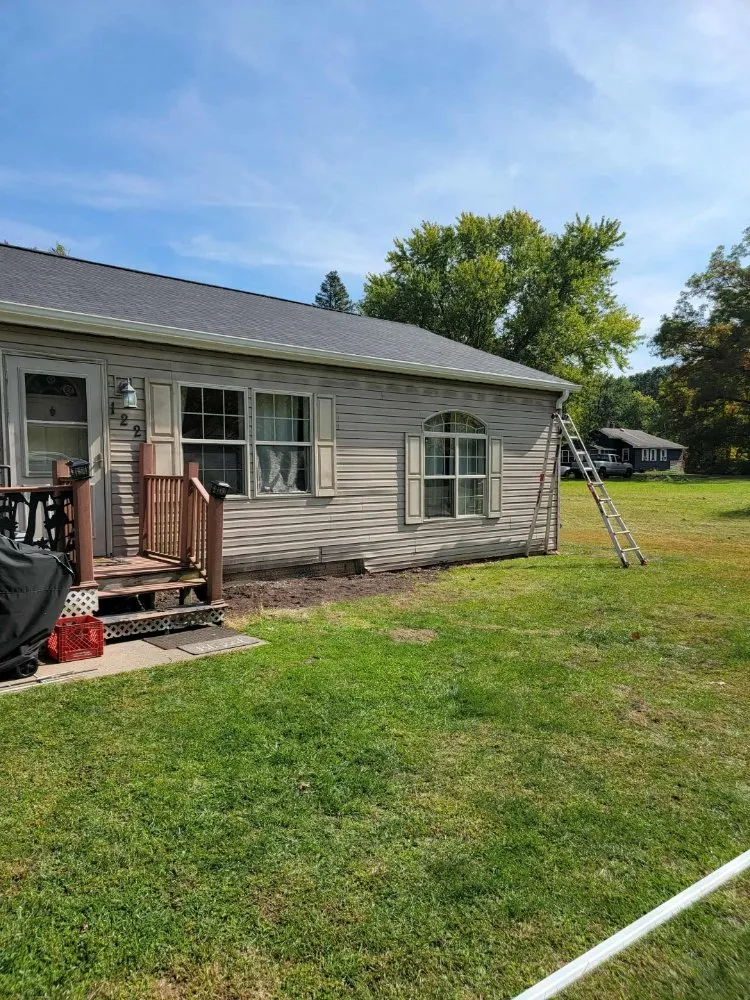 Professional yard cleanup service in Battle Creek, MI - MerMicks Handyman Service