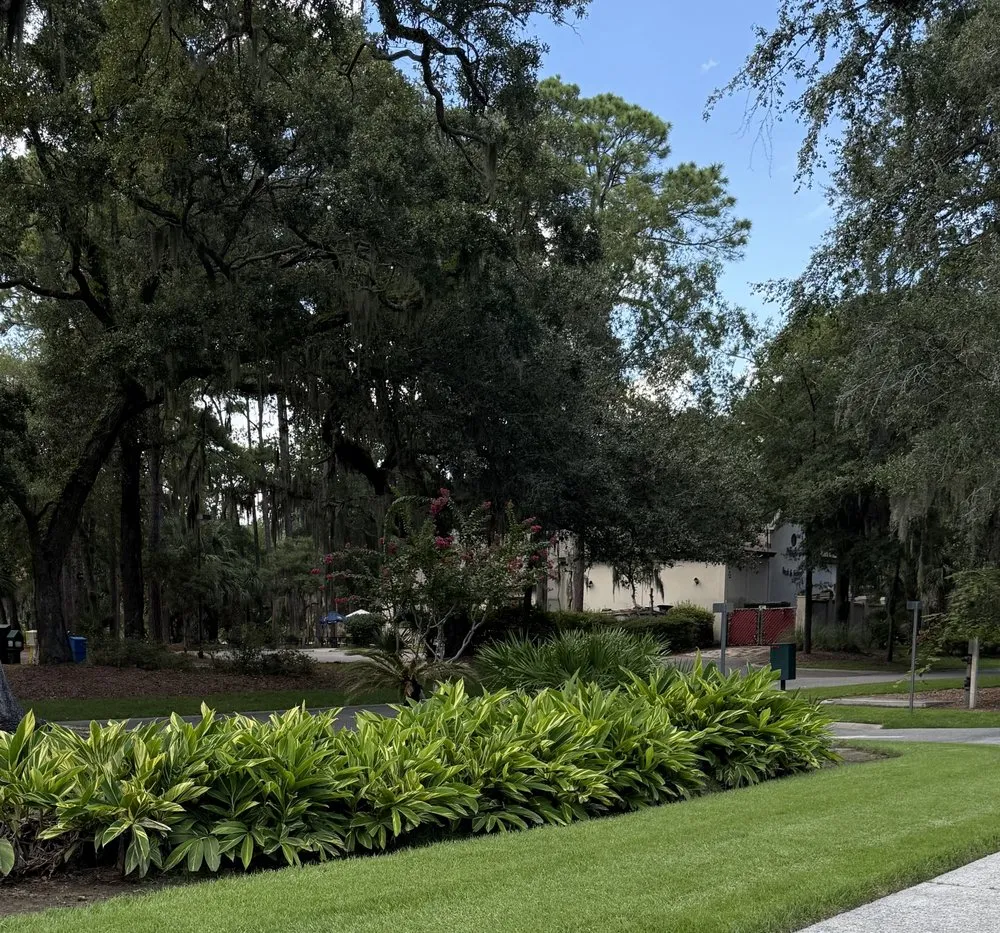 Custom landscaping services experts serving Bluffton, SC - Merrick Services