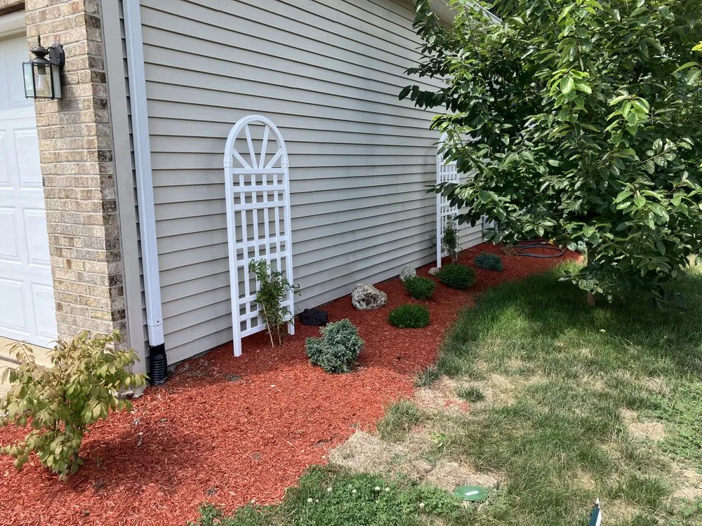 Expert yard maintenance in Champaign, IL by Merrill Landscape Services