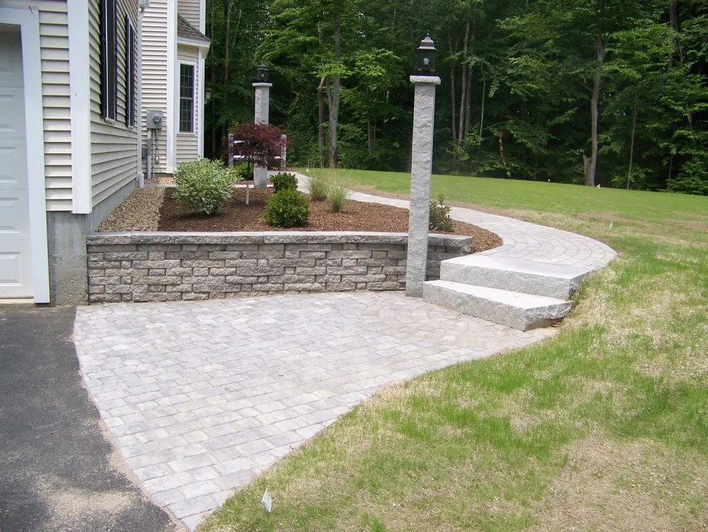 Trusted yard cleanup service for beautiful yards in Merrimack, NH by Merrimack Landscape Materials